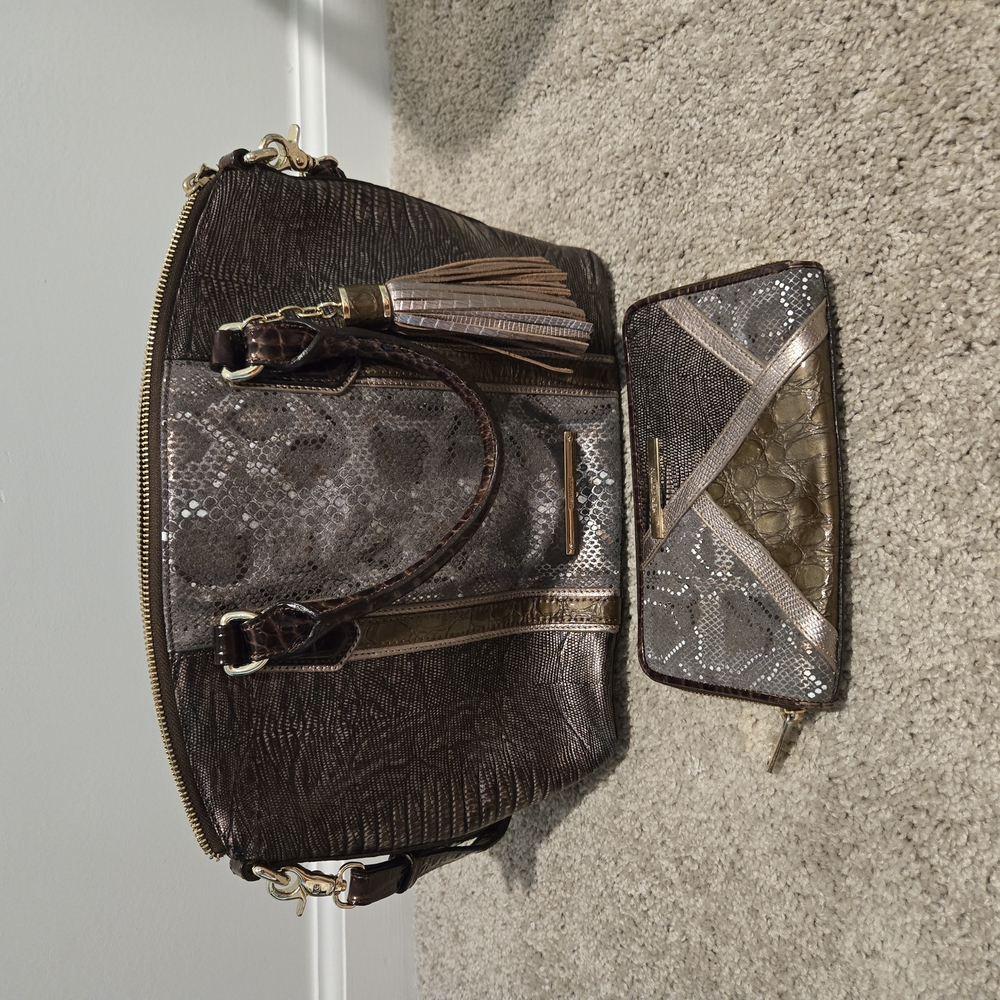 Brahmin Brown and Gold Shoulder Bag with Classic Design
